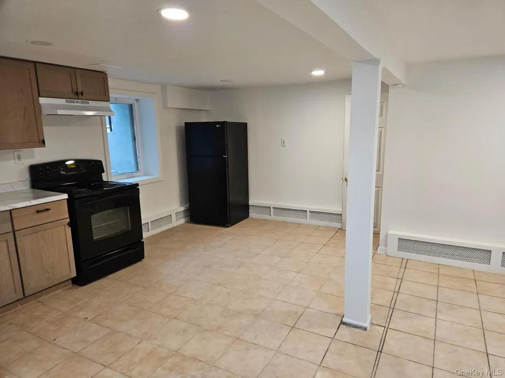 19 W 11 Street Huntington Station, NY 11746