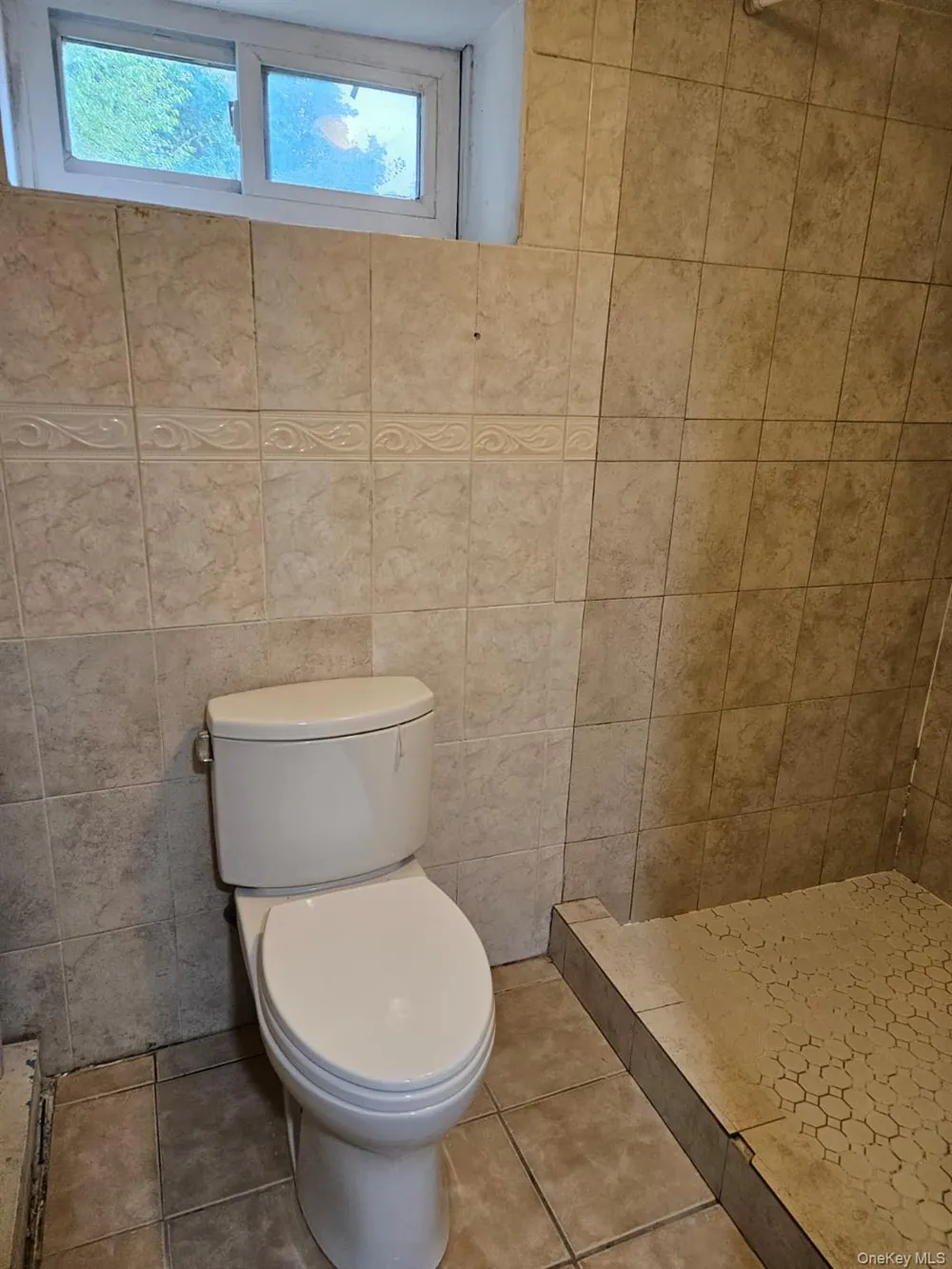 19 W 11 Street Huntington Station, NY 11746
