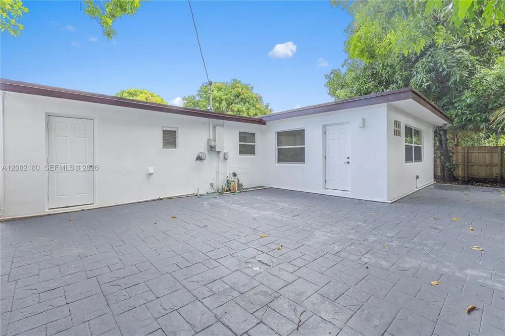 7320 Shalimar St Miramar, FL 33023