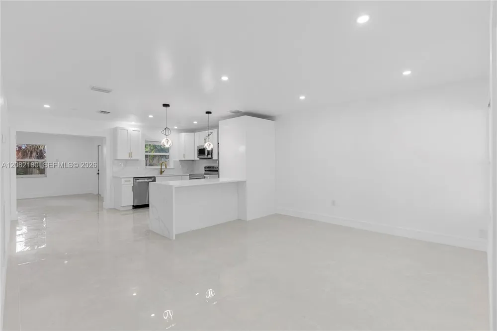 7320 Shalimar St Miramar, FL 33023