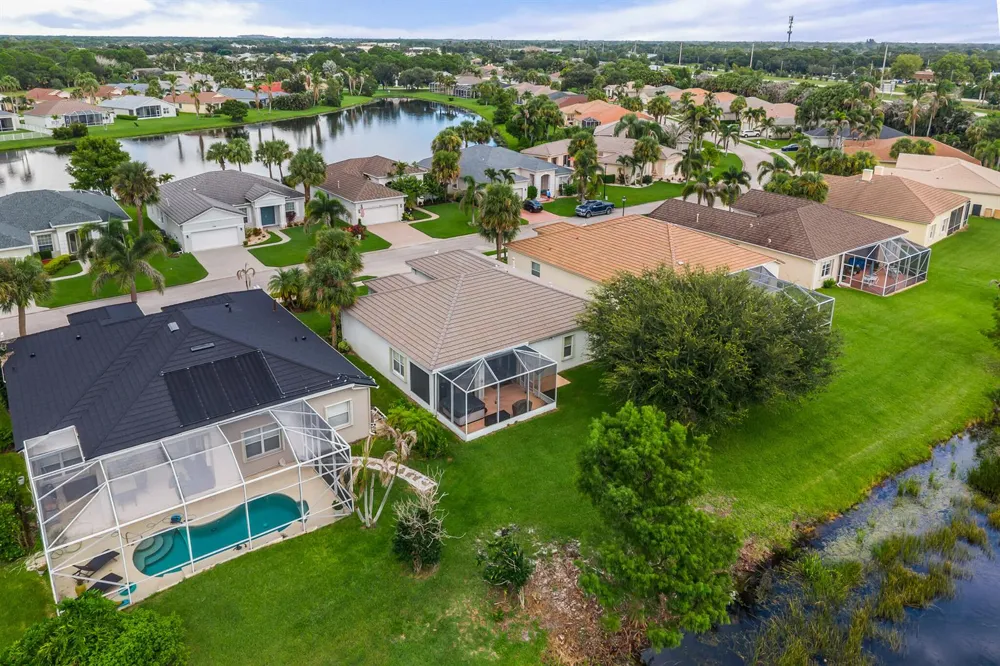 531 SW Lake Manatee Way Port St. Lucie, FL 34986