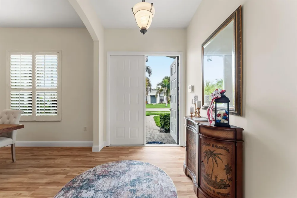 531 SW Lake Manatee Way Port St. Lucie, FL 34986