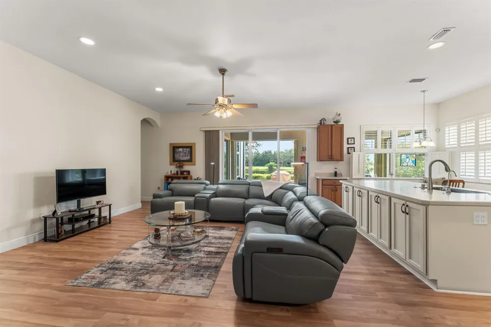 531 SW Lake Manatee Way Port St. Lucie, FL 34986