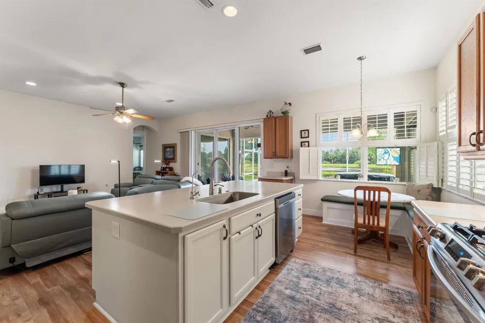 531 SW Lake Manatee Way Port St. Lucie, FL 34986