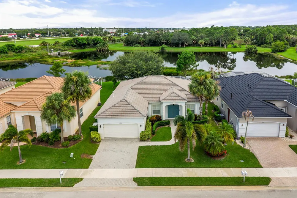 531 SW Lake Manatee Way Port St. Lucie, FL 34986