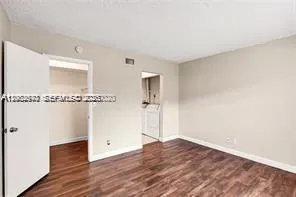 4841 NW 9th Dr #4841 Plantation, FL 33317