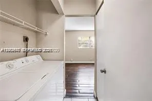 4841 NW 9th Dr #4841 Plantation, FL 33317