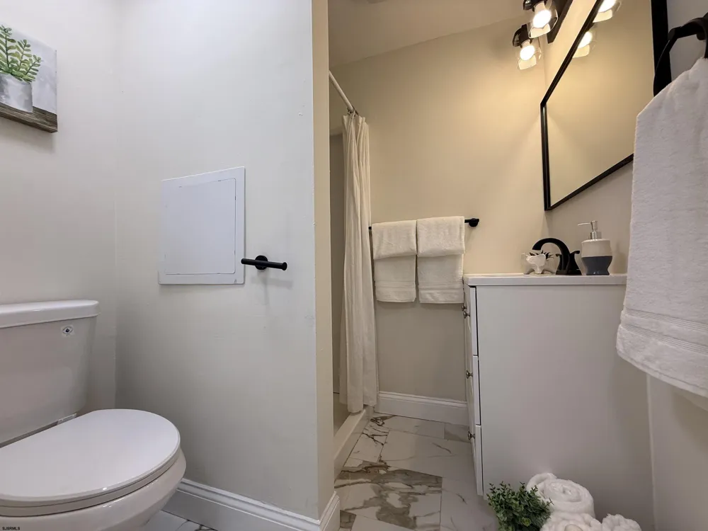 6314 Lance Ave Mays Landing, NJ 08330