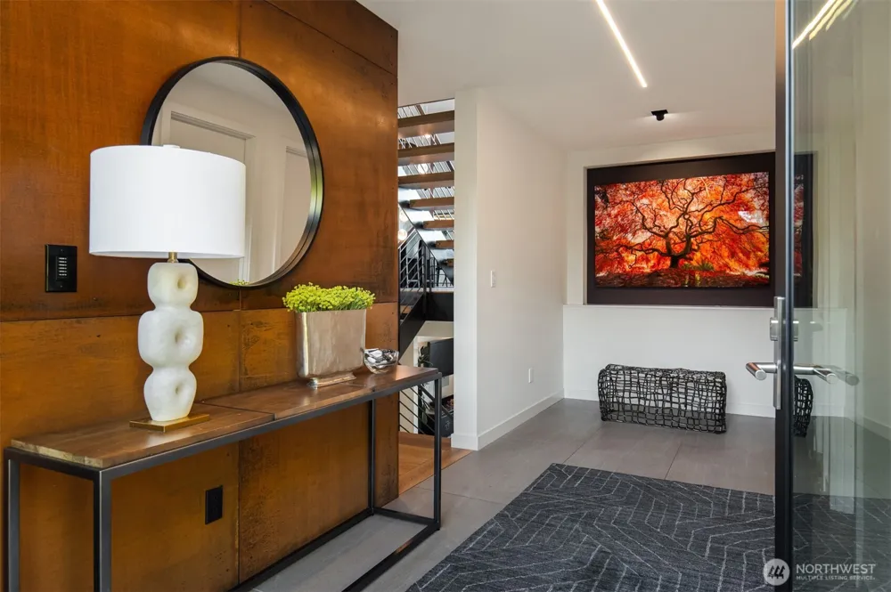 1502 Palm Avenue SW Seattle, WA 98116