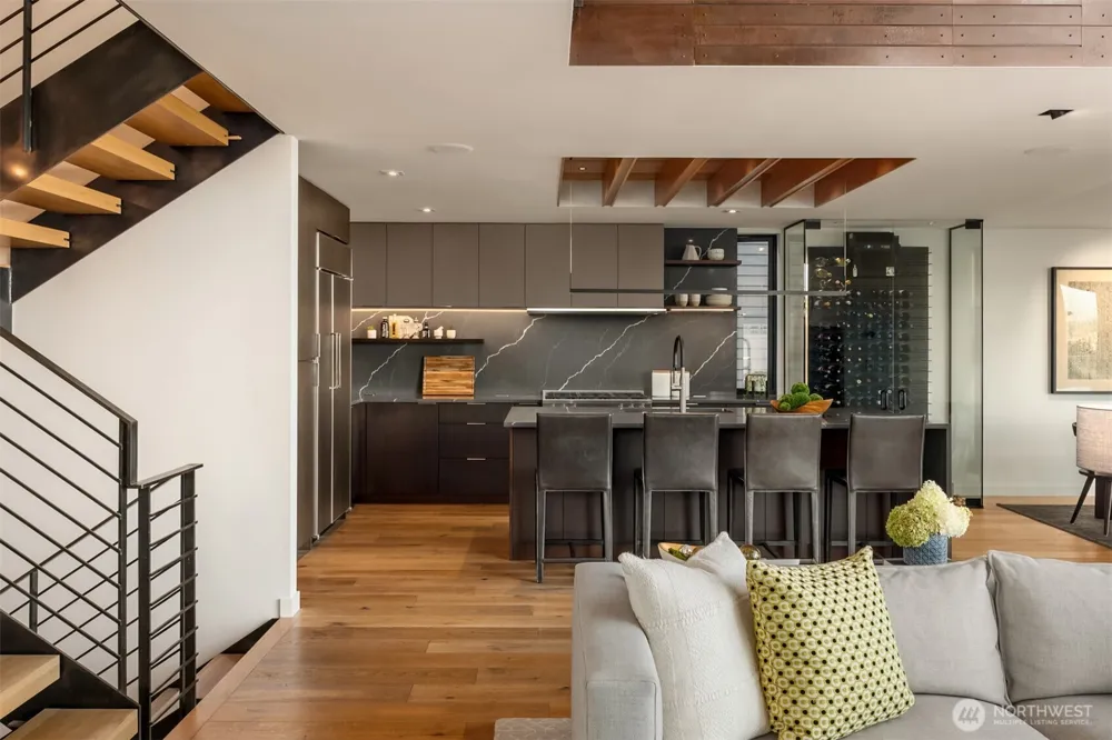 1502 Palm Avenue SW Seattle, WA 98116
