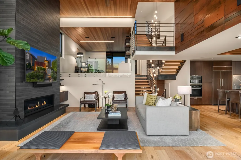 1502 Palm Avenue SW Seattle, WA 98116
