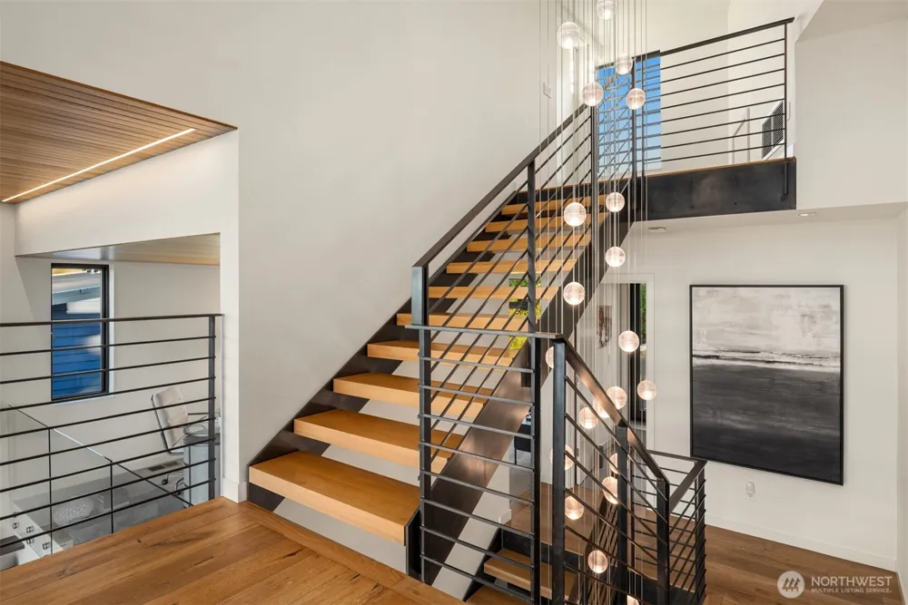 1502 Palm Avenue SW Seattle, WA 98116