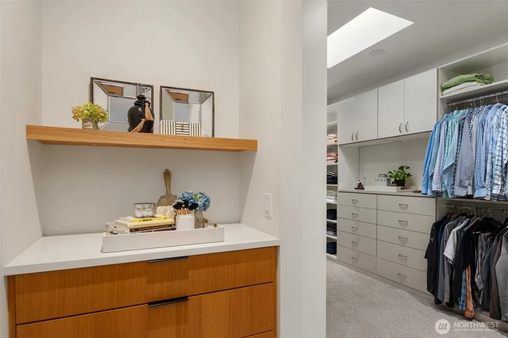1502 Palm Avenue SW Seattle, WA 98116