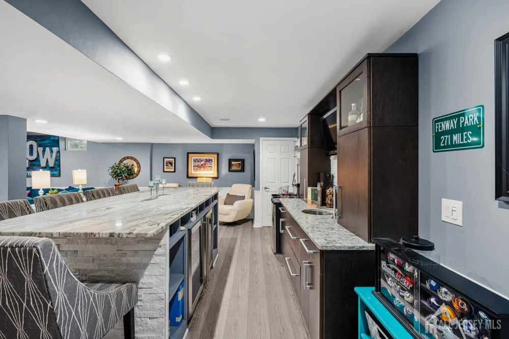 31 Woodstown Drive Freehold, NJ 07728