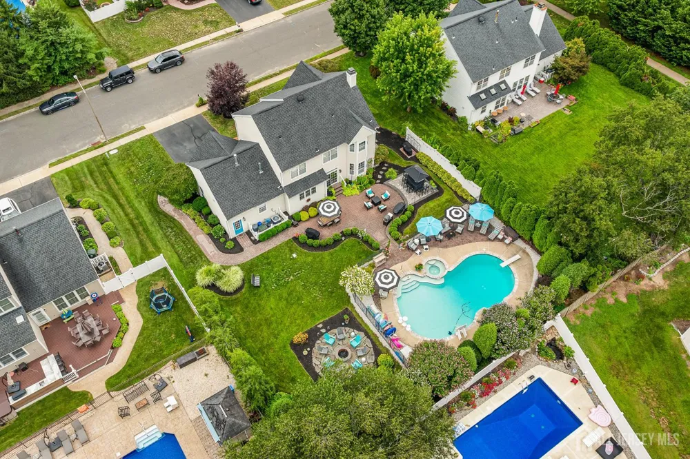 31 Woodstown Drive Freehold, NJ 07728