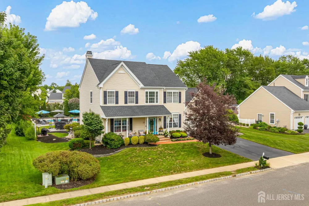 31 Woodstown Drive Freehold, NJ 07728