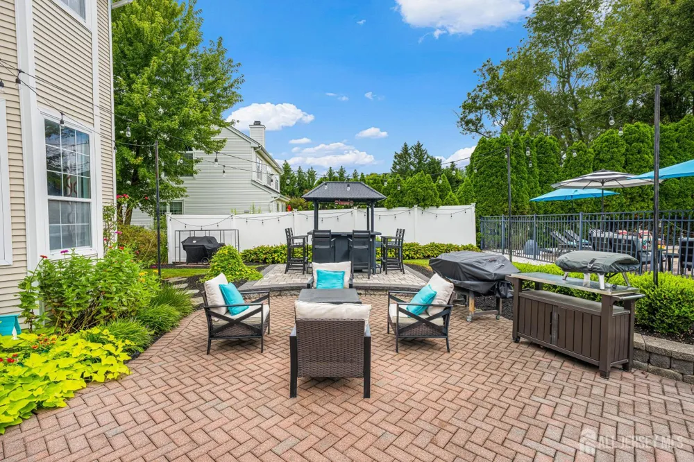 31 Woodstown Drive Freehold, NJ 07728