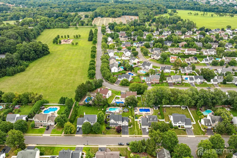 31 Woodstown Drive Freehold, NJ 07728
