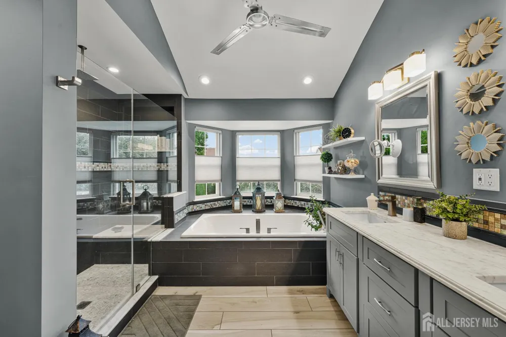 31 Woodstown Drive Freehold, NJ 07728