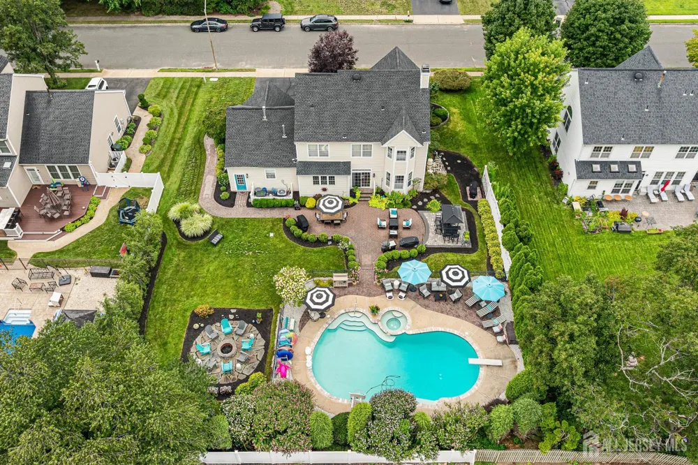 31 Woodstown Drive Freehold, NJ 07728