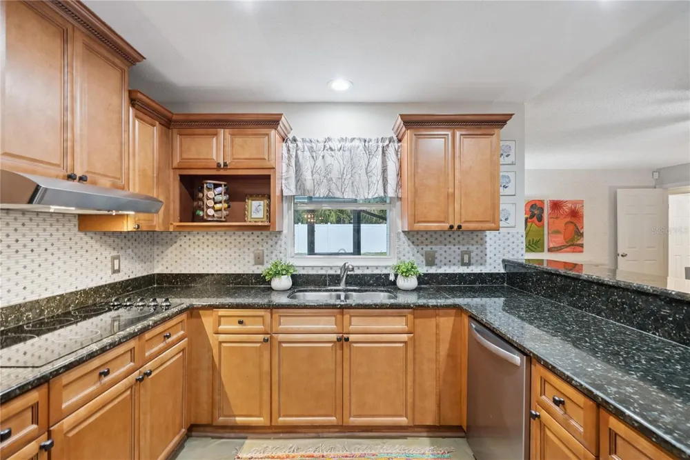 3020 NICHOLSON DRIVE Winter Park, FL 32792