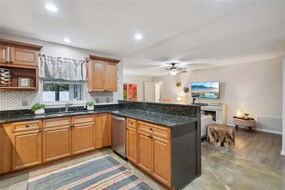 3020 NICHOLSON DRIVE Winter Park, FL 32792