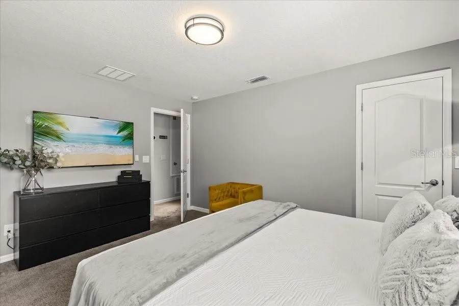 8990 CUBAN PALM ROAD Kissimmee, FL 34747