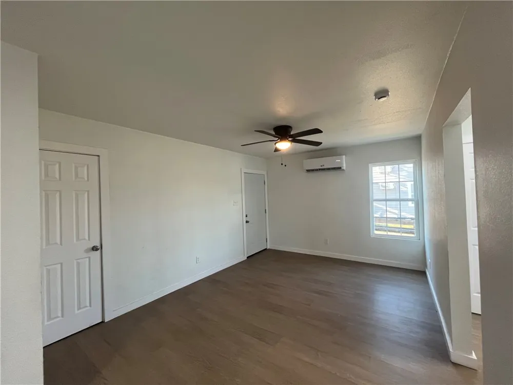 1507 10th Street Corpus Christi, TX 78404