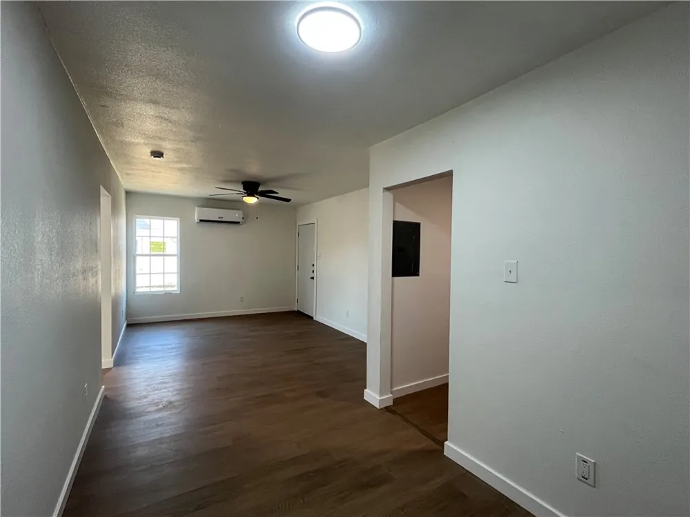 1507 10th Street Corpus Christi, TX 78404