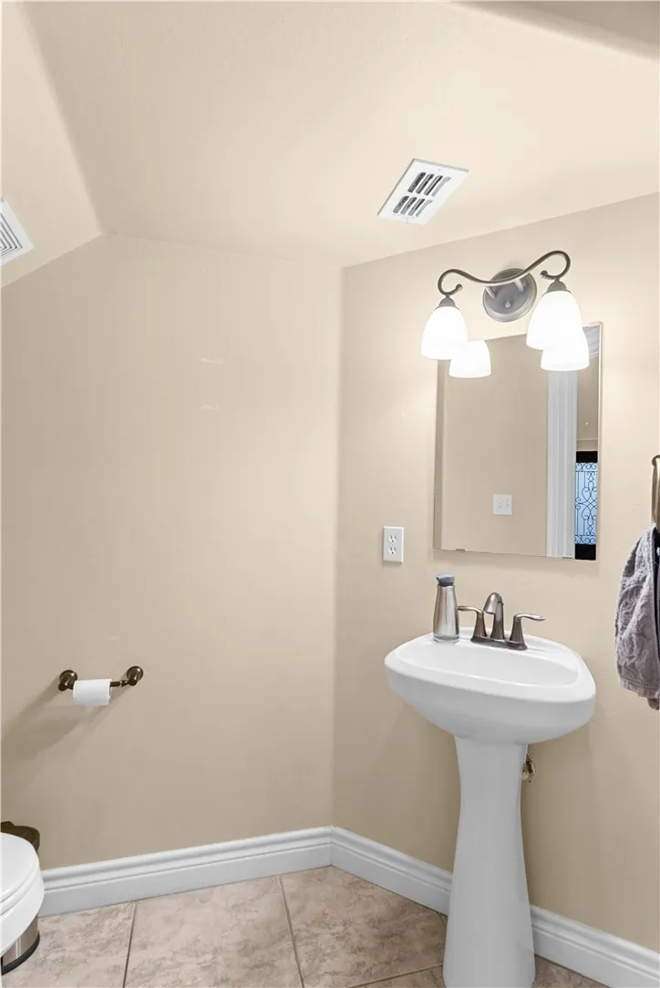 5605 Allier Drive Corpus Christi, TX 78414