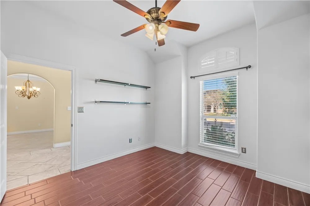 5605 Allier Drive Corpus Christi, TX 78414