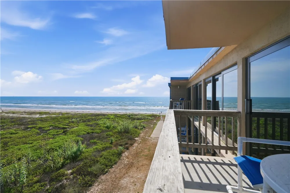15340 Leeward Drive #306 Corpus Christi, TX 78418