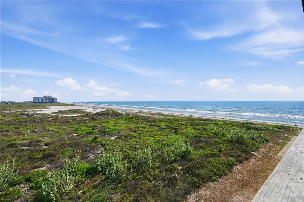 15340 Leeward Drive #306 Corpus Christi, TX 78418