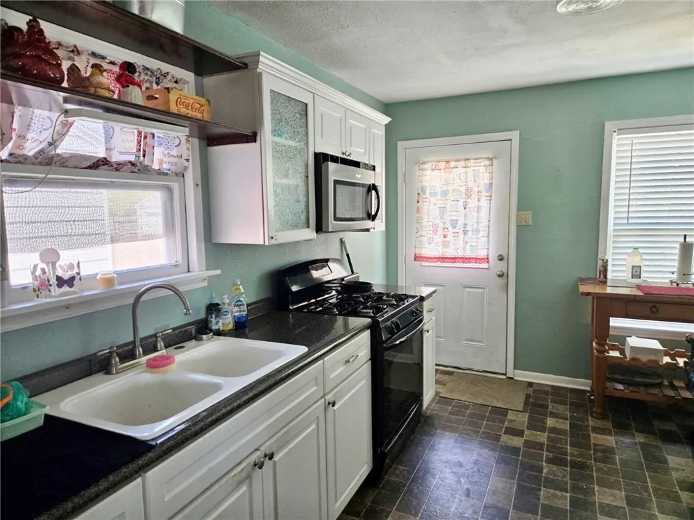 1034 Harrison Corpus Christi, TX 78404