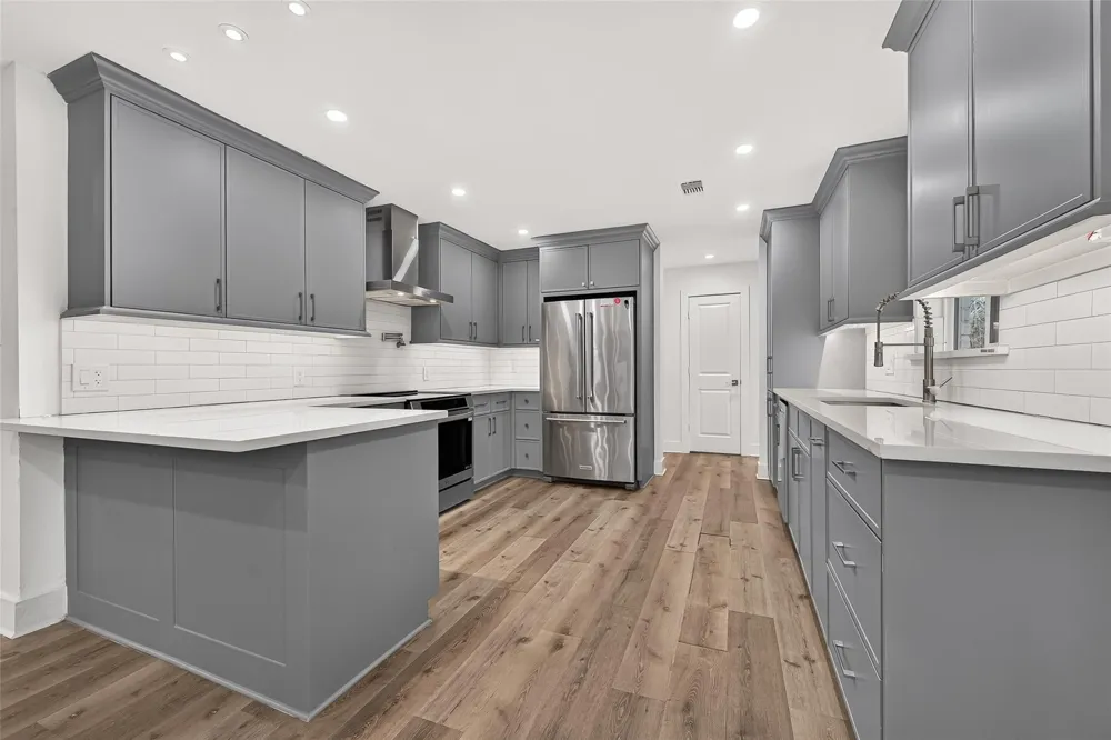 10819 Oasis Drive Houston, TX 77096