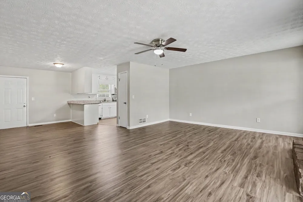 50 Freestone DR Newnan, GA 30265