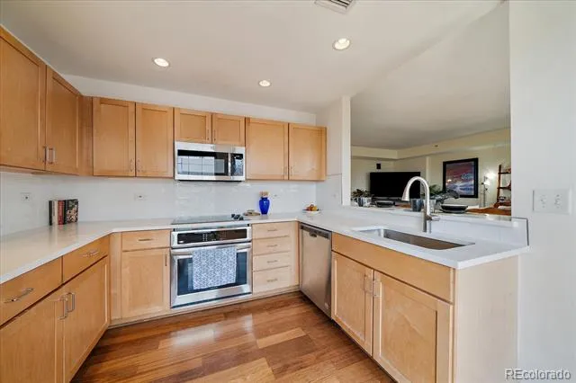 300 W 11th Avenue #18C Denver, CO 80204