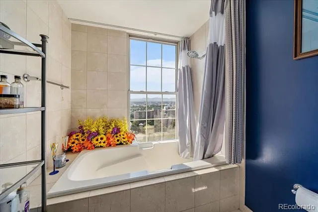 300 W 11th Avenue #18C Denver, CO 80204