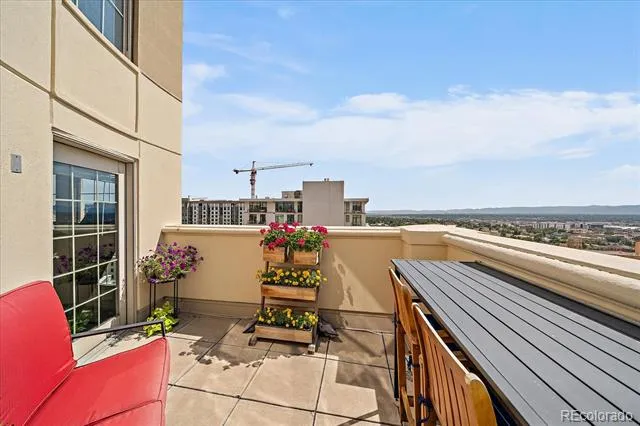 300 W 11th Avenue #18C Denver, CO 80204