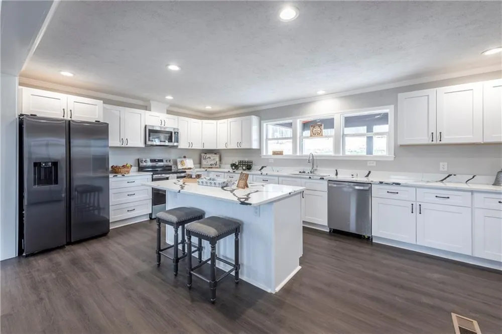 121 Haley Mountain Road Talking Rock, GA 30275