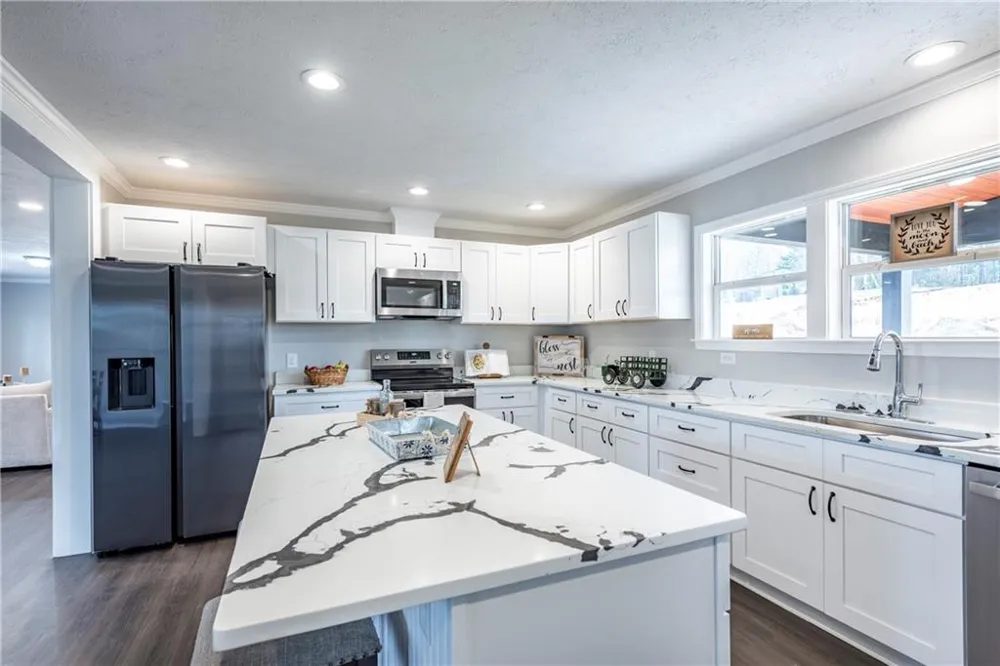 121 Haley Mountain Road Talking Rock, GA 30275