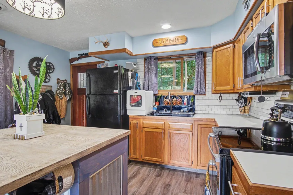 3936 Truesdale Street Newaygo, MI 49337