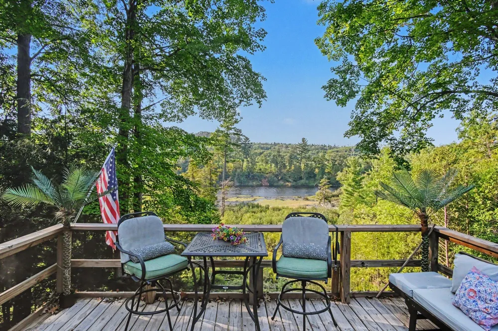 3936 Truesdale Street Newaygo, MI 49337