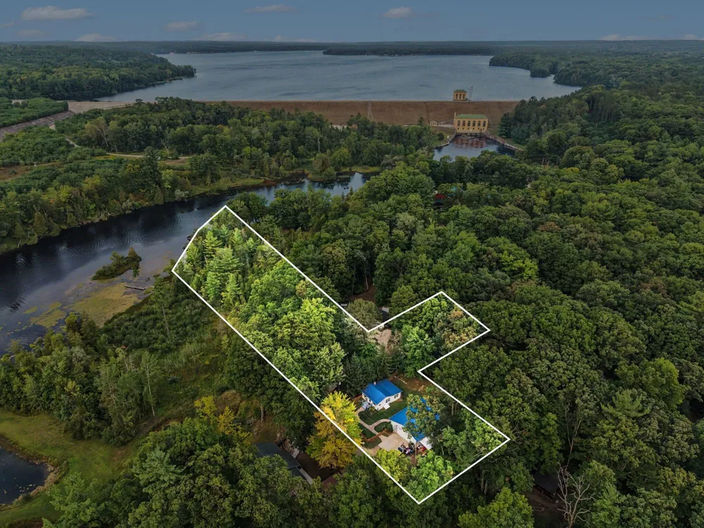 3936 Truesdale Street Newaygo, MI 49337