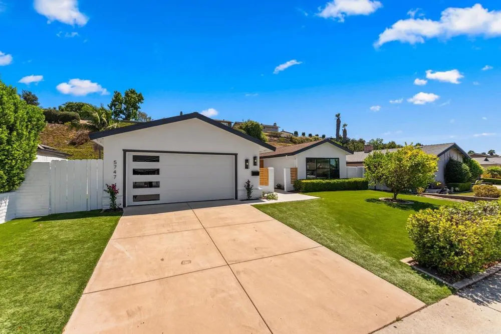 5747 Bounty Street San Diego, CA 92120