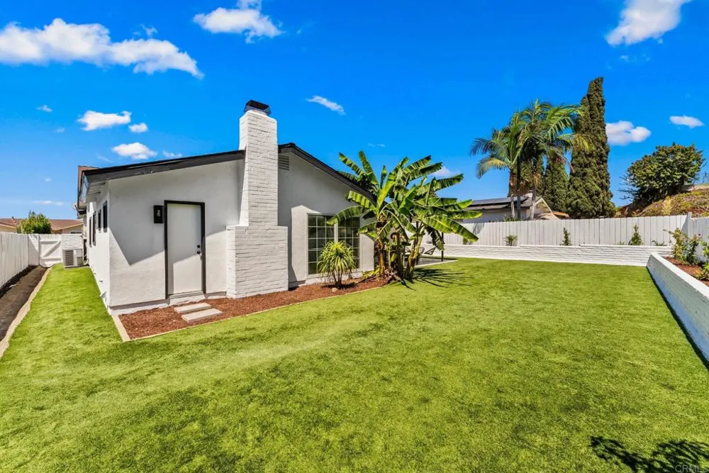 5747 Bounty Street San Diego, CA 92120