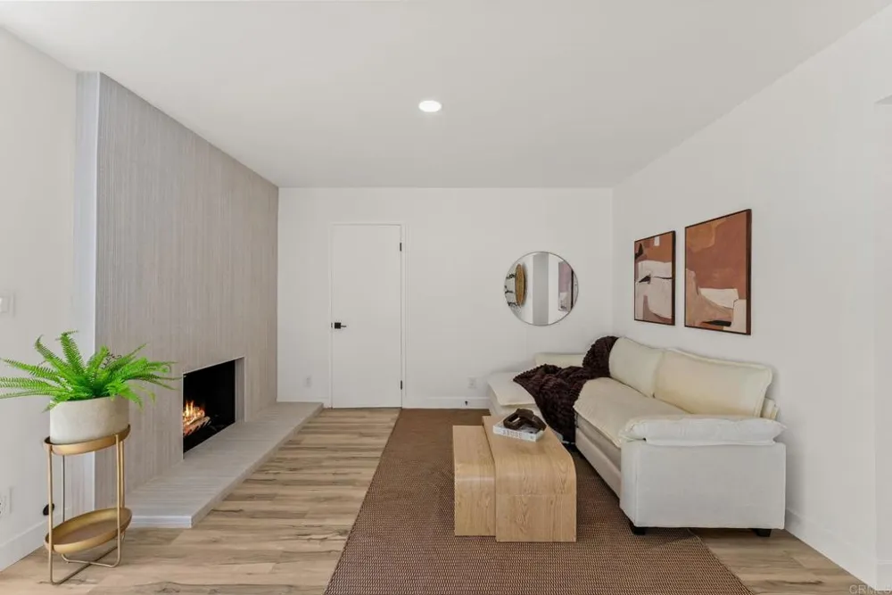 5747 Bounty Street San Diego, CA 92120
