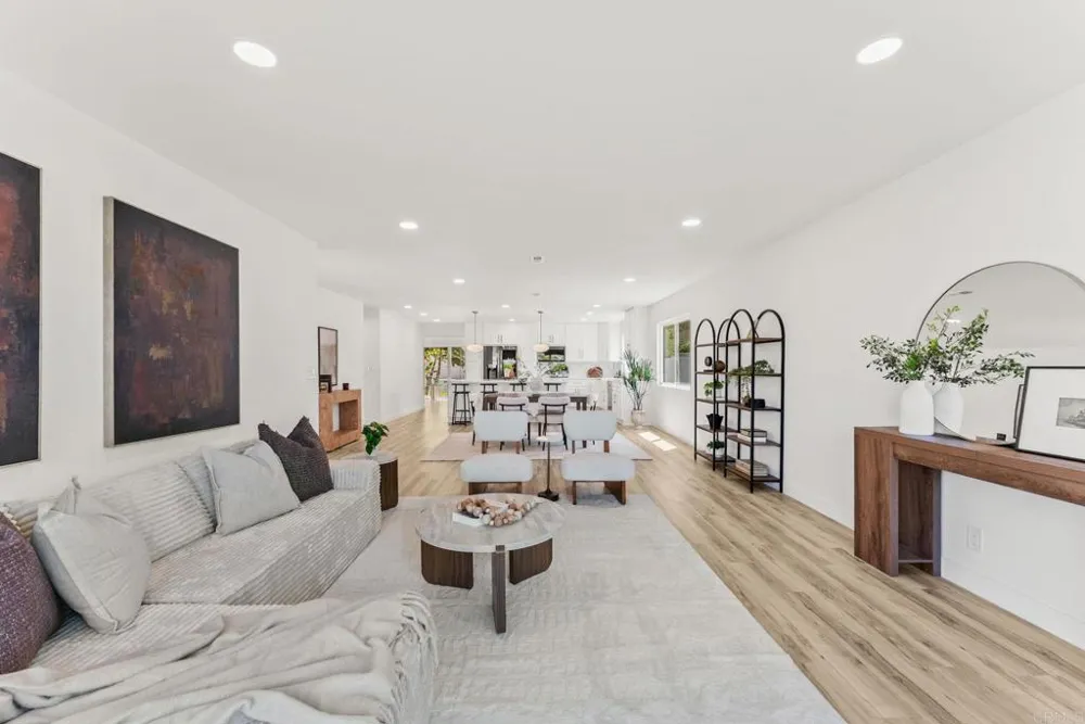 5747 Bounty Street San Diego, CA 92120