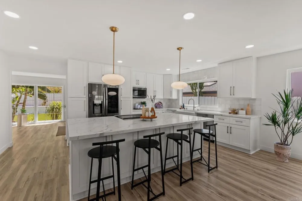 5747 Bounty Street San Diego, CA 92120