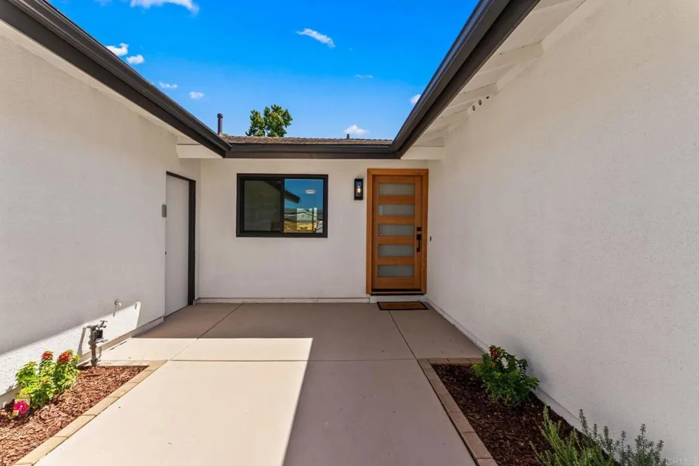5747 Bounty Street San Diego, CA 92120